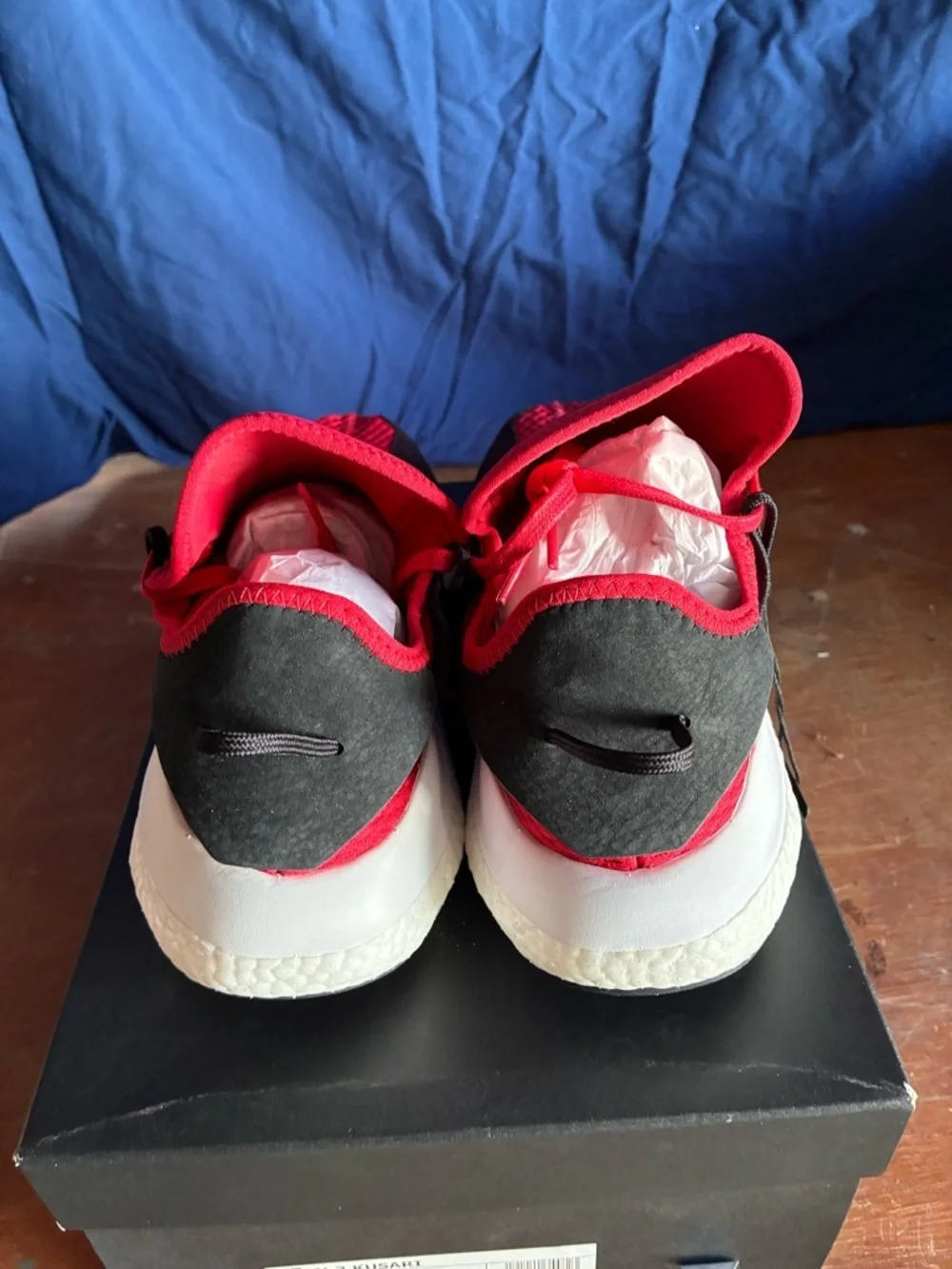 Y-3 Men's Red and Black Athletic Sneakers